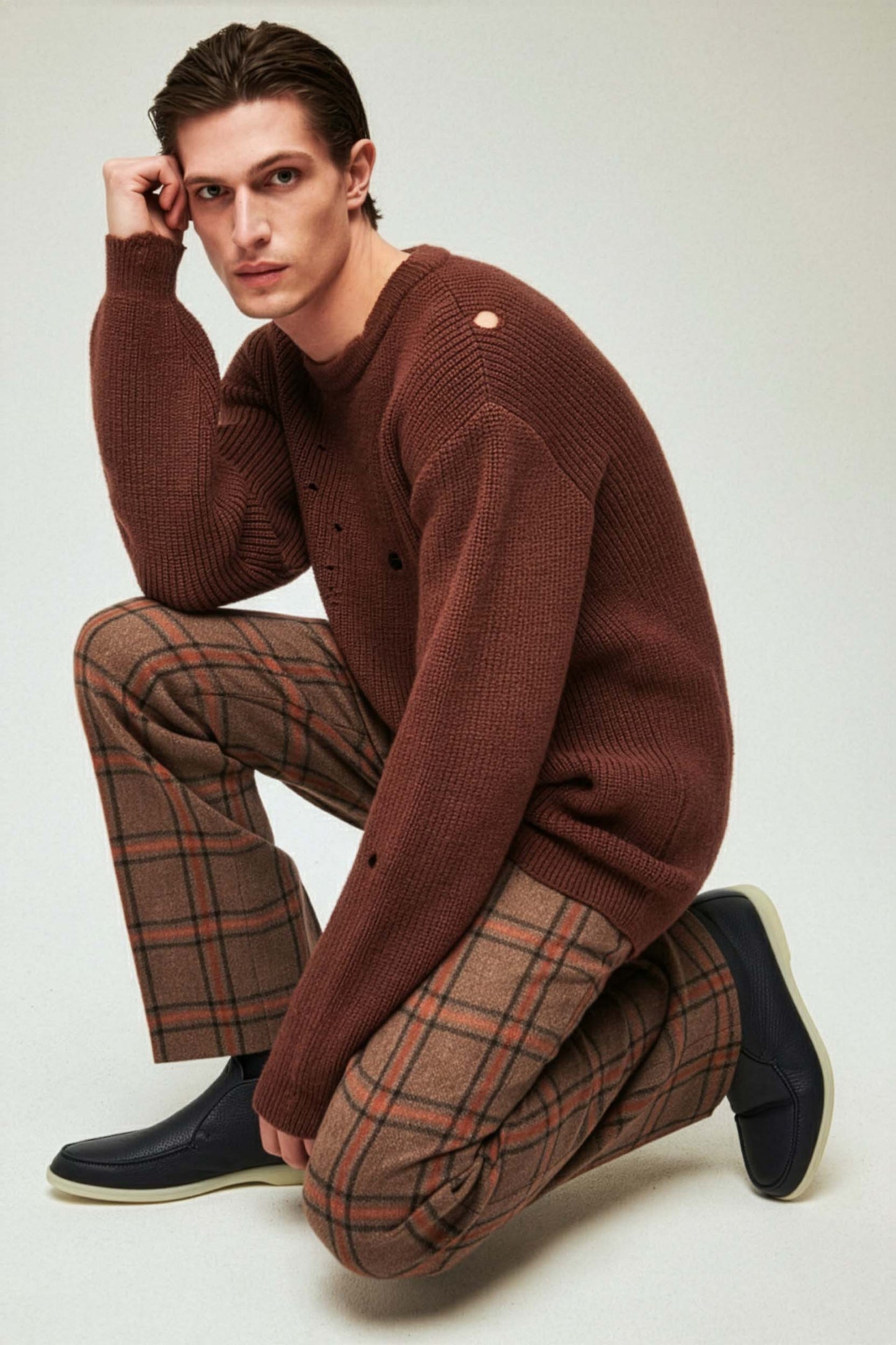 <tc>Loro Piana</tc> 男士露趾踝靴(鹿皮配海狸毛皮)