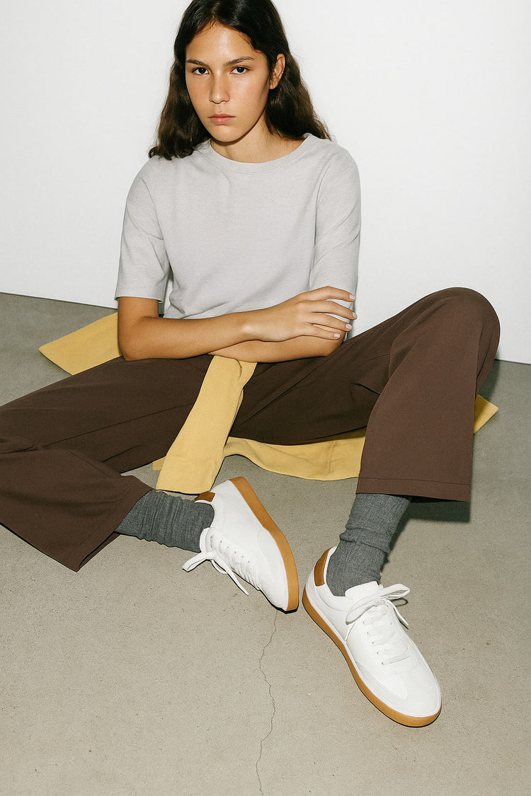 <tc>Loro Piana</tc> 女款網球運動鞋(鹿皮)