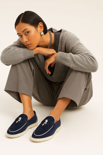 <tc>Loro Piana</tc> 女士夏季 Charms Walk 樂福鞋(絨面革、絨面山羊皮)