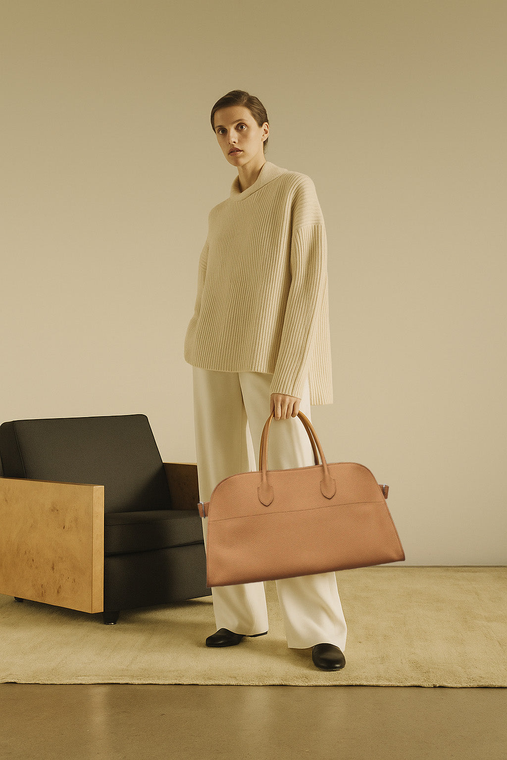 The Row EW Margaux Tasche aus Leder