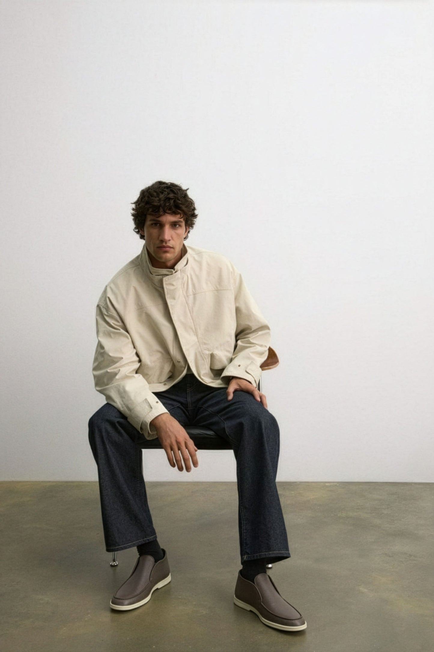 <tc>Loro Piana</tc> 男士露趾踝靴(鹿皮配海狸毛皮)