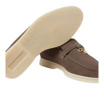 <tc>Loro Piana</tc> حذاء لوفرز صيفي للنساء من تشارمز ووك (جلد سويدي)
