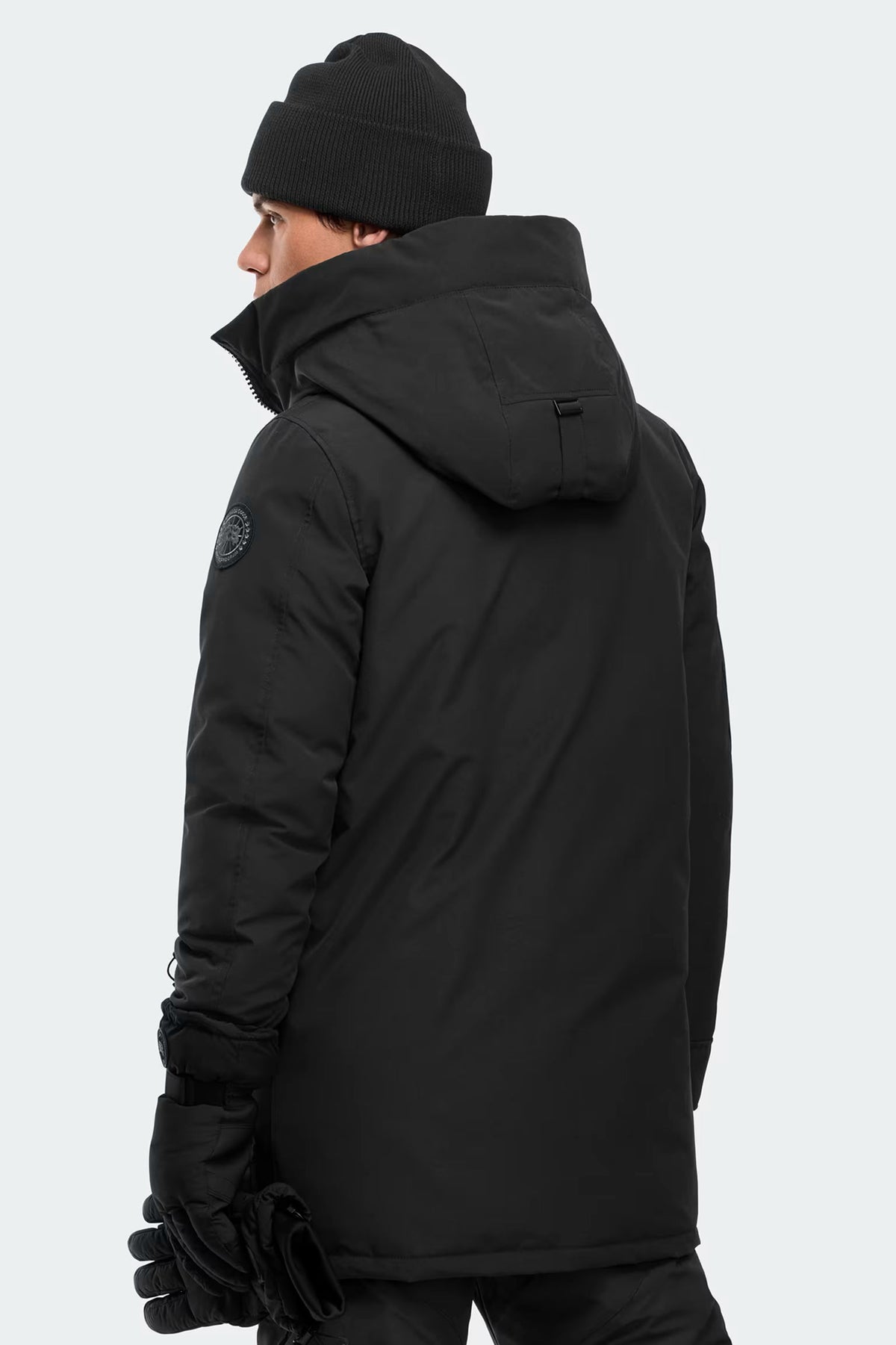 Canada Goose 男士Langford Heritage派克大衣黑标版