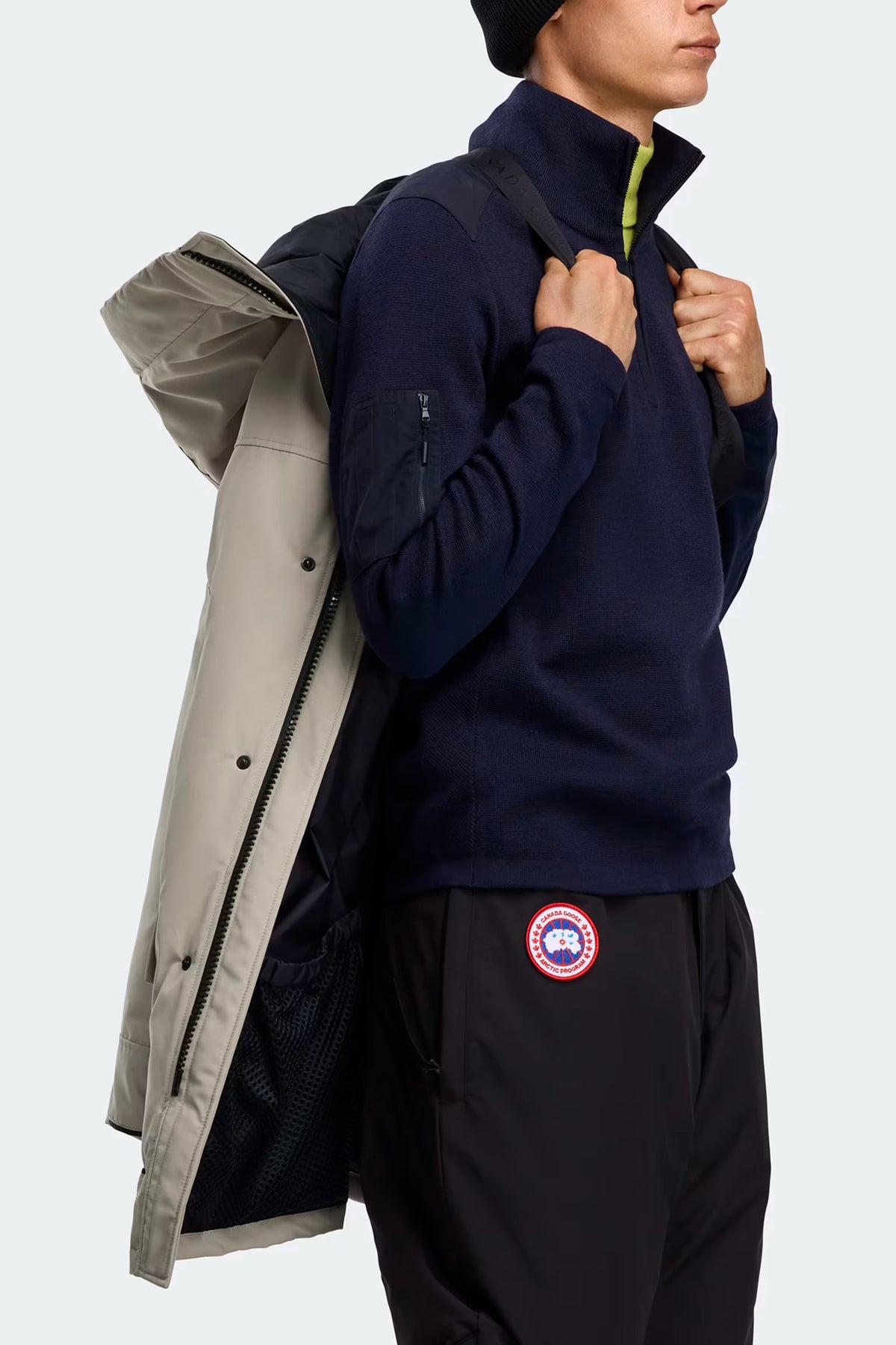 Canada Goose 男士Langford Heritage派克大衣黑标版