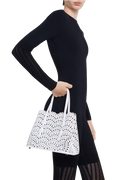 files/Alaia_Mina_25_Bag_In_Vienne_Wave_Calfskin_OPTIC_WHITE_1.png