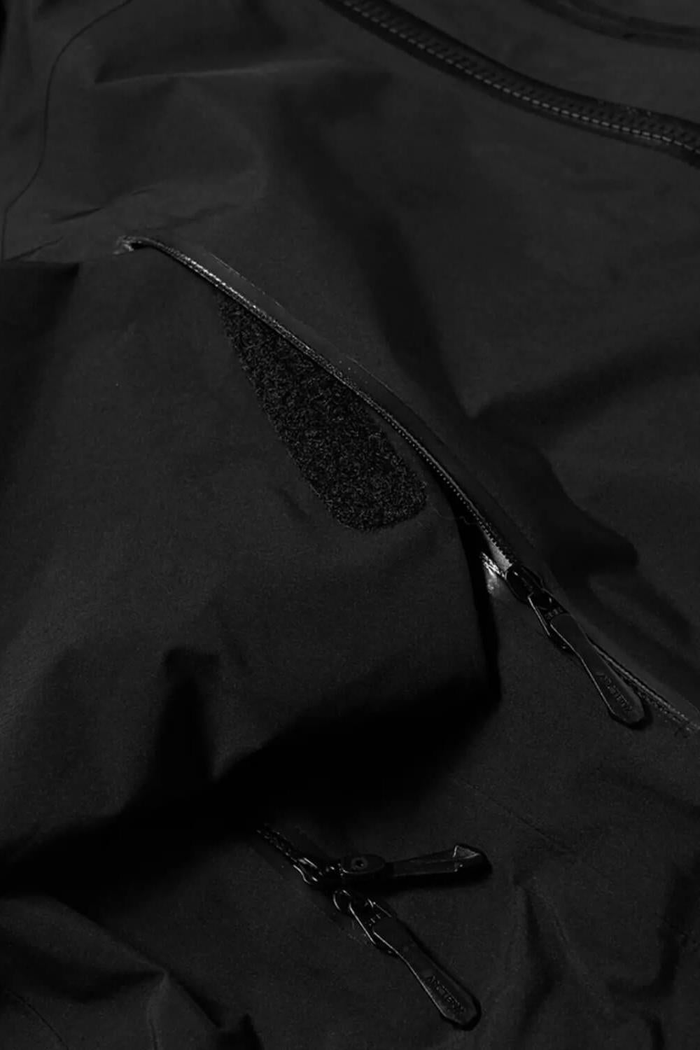 Arc'teryx Men's Beta SV Jacket