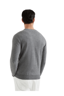 <tc>Brunello Cucinelli</tc> เสื้อสเวตเตอร์แคชเมียร์สำหรับผู้ชาย
