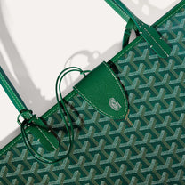 <tc>Goyard</tc> Croc Universel