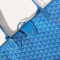 <tc>Goyard</tc> Croc Universel