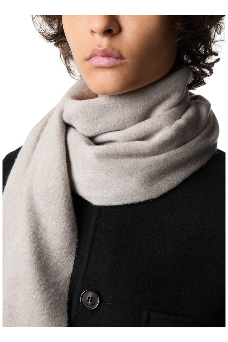 Loro Piana Grande Unita Cashmere Scarf in Grey Powder, Worn by Model