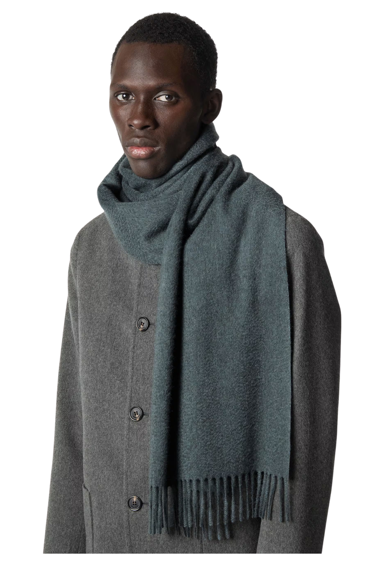 Loro Piana Grande Unita Cashmere Scarf in Jagged Ice Melange, Worn by Model