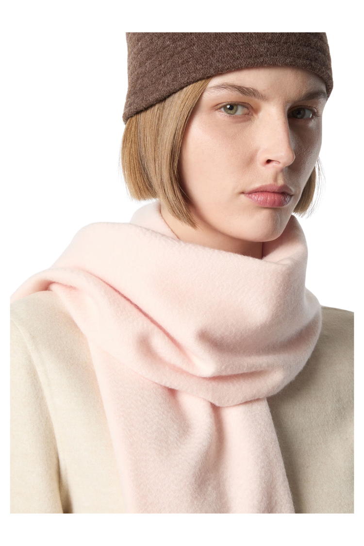 Loro Piana Grande Unita Cashmere Scarf in Light Pink, Worn by Model