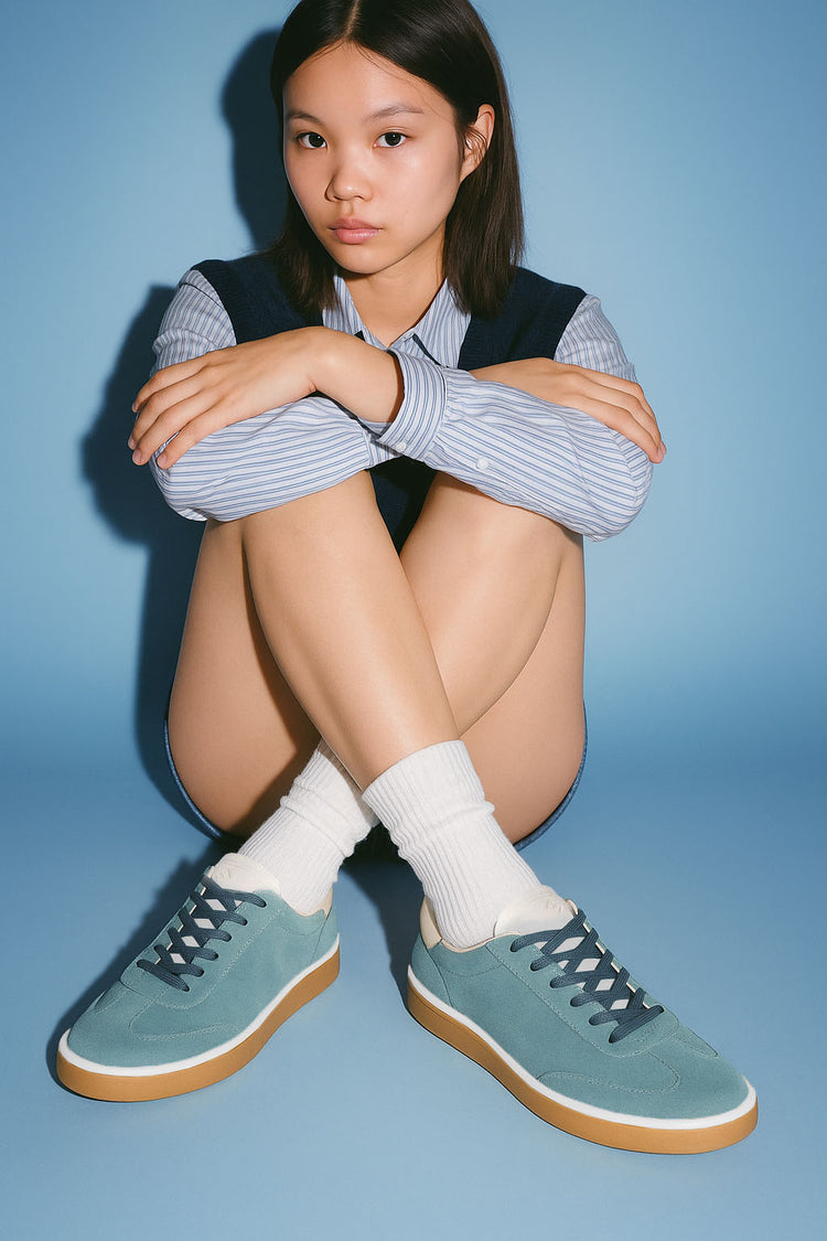 <tc>Loro Piana</tc> Zapatillas de tenis para mujer (gamuza con división en la pantorrilla)