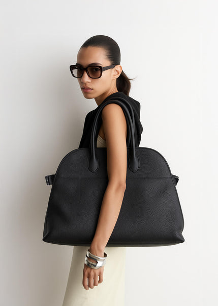 The Row Soft Margaux 17 レザーバッグ レディース The Row Soft Margaux 17 Bag in Leather – Kinship JP