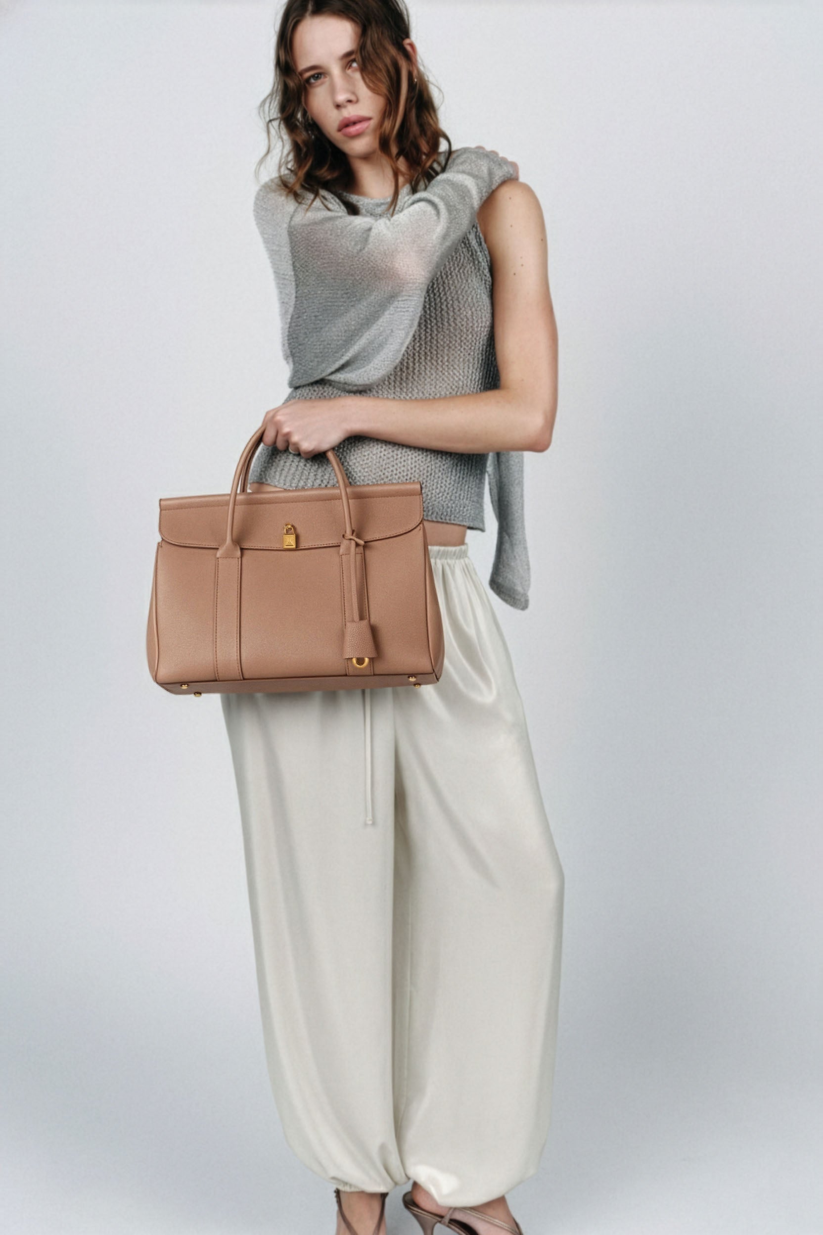 Top Handle Bags – Kinship JP