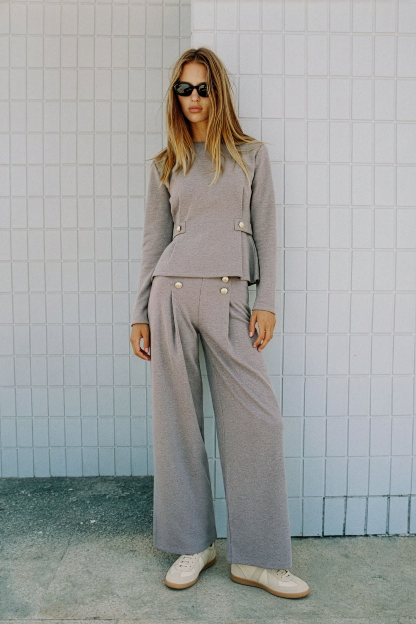 <tc>Maison Margiela</tc> أحذية رياضية نسائية طبق الأصل