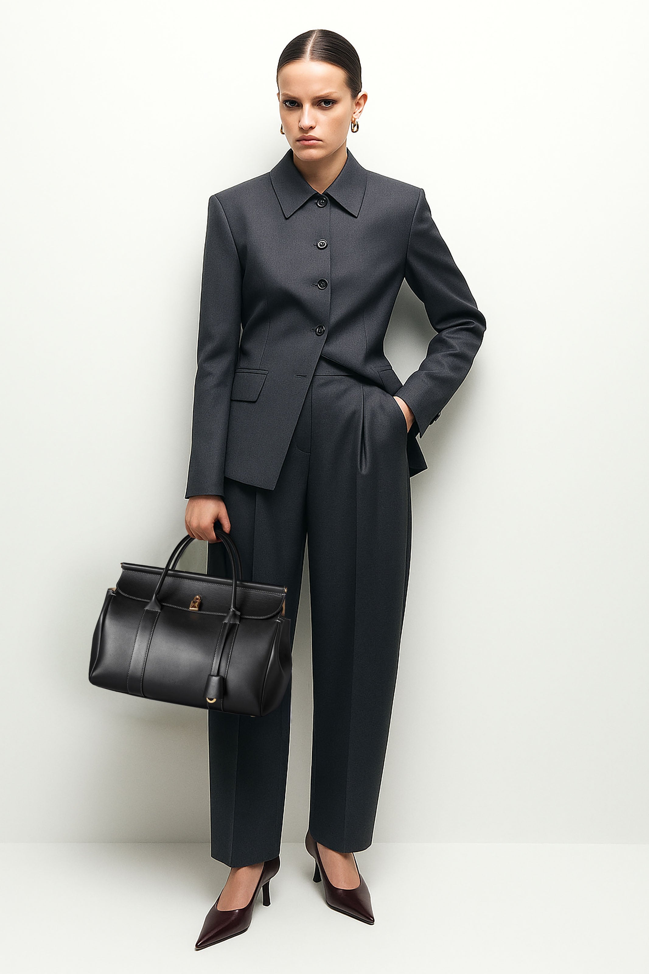 Loro Piana Women's Loom bag L32 (Smooth Calfskin) – Kinship JP