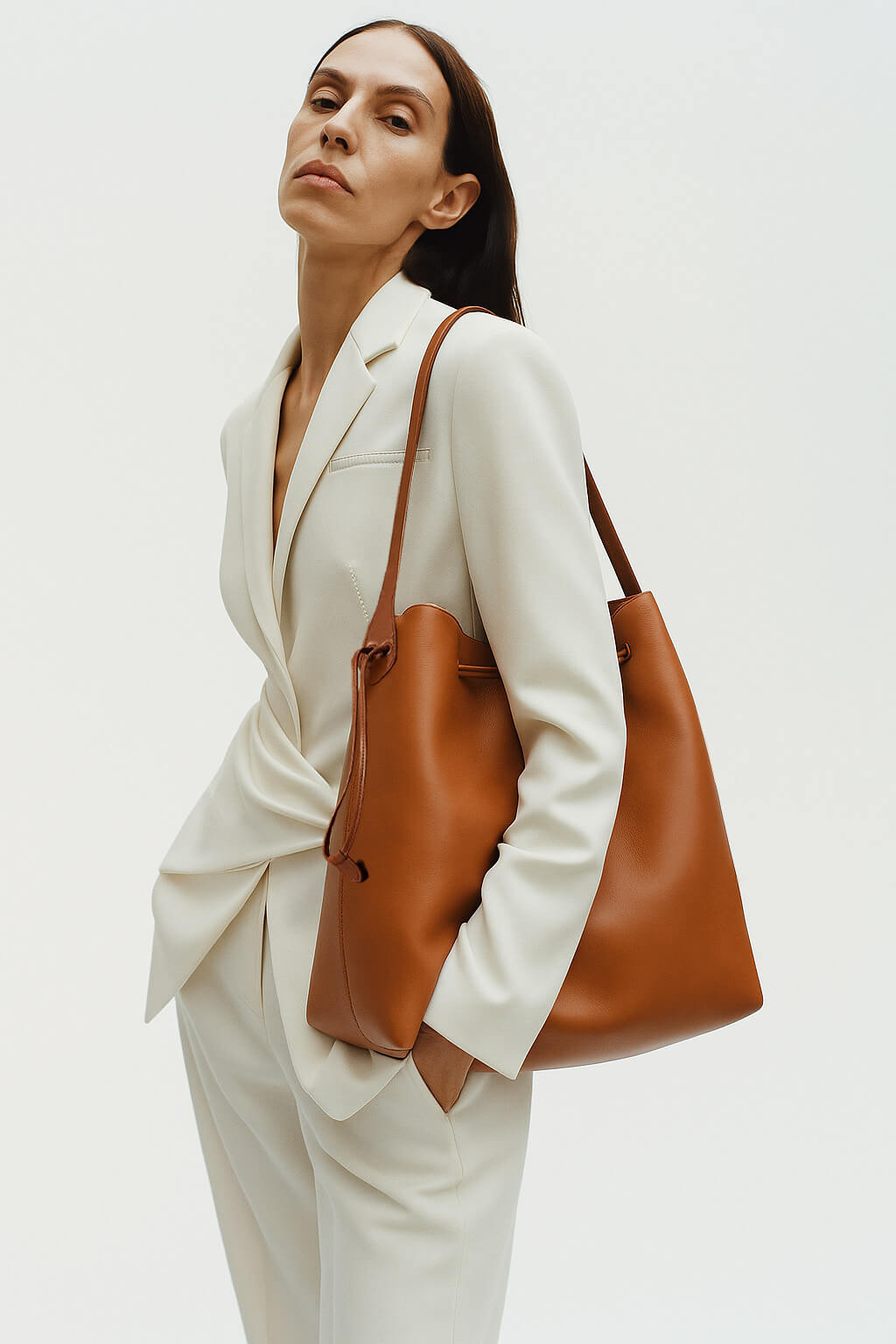 <tc>The Row</tc> Sac cabas Belvedere en cuir