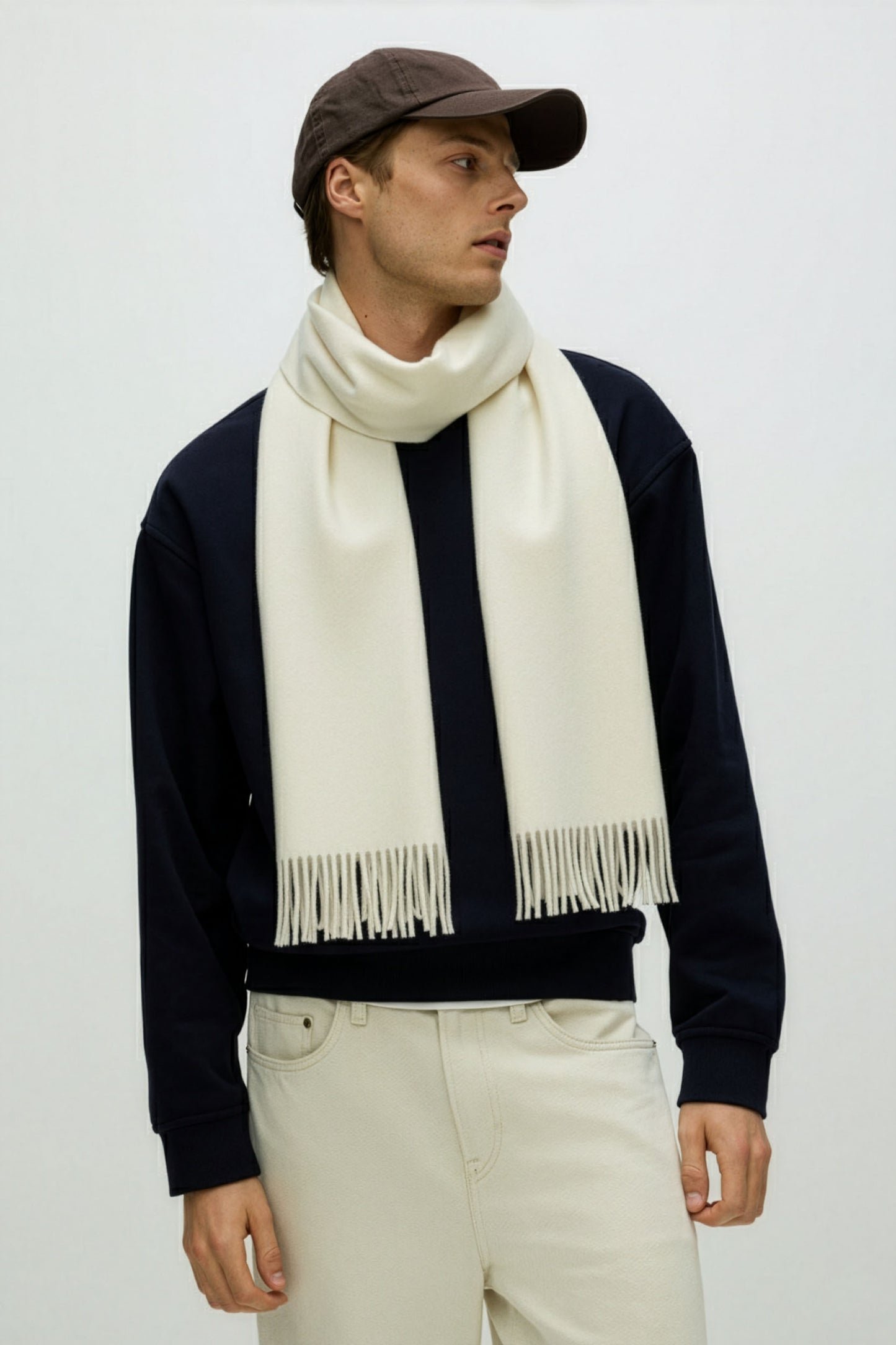 <tc>Loro Piana</tc>的 Loro 圍巾
