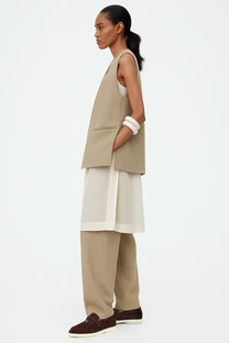 <tc>Loro Piana</tc> 女士夏季 Charms Walk 乐福鞋（绒面革）
