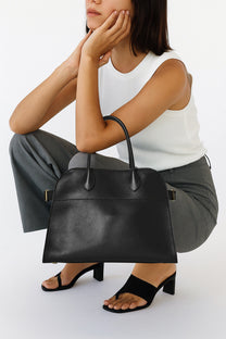 <tc>The Row</tc> Soft Margaux 12 皮革手袋