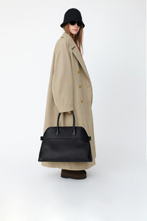<tc>The Row</tc> Sac Margaux 17 souple en cuir