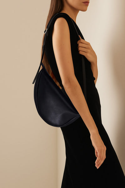 The Row Small Slouchy Banana Bag in Leather – Kinship JP