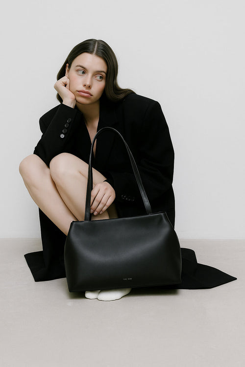 <tc>The Row</tc> シエナレザートート