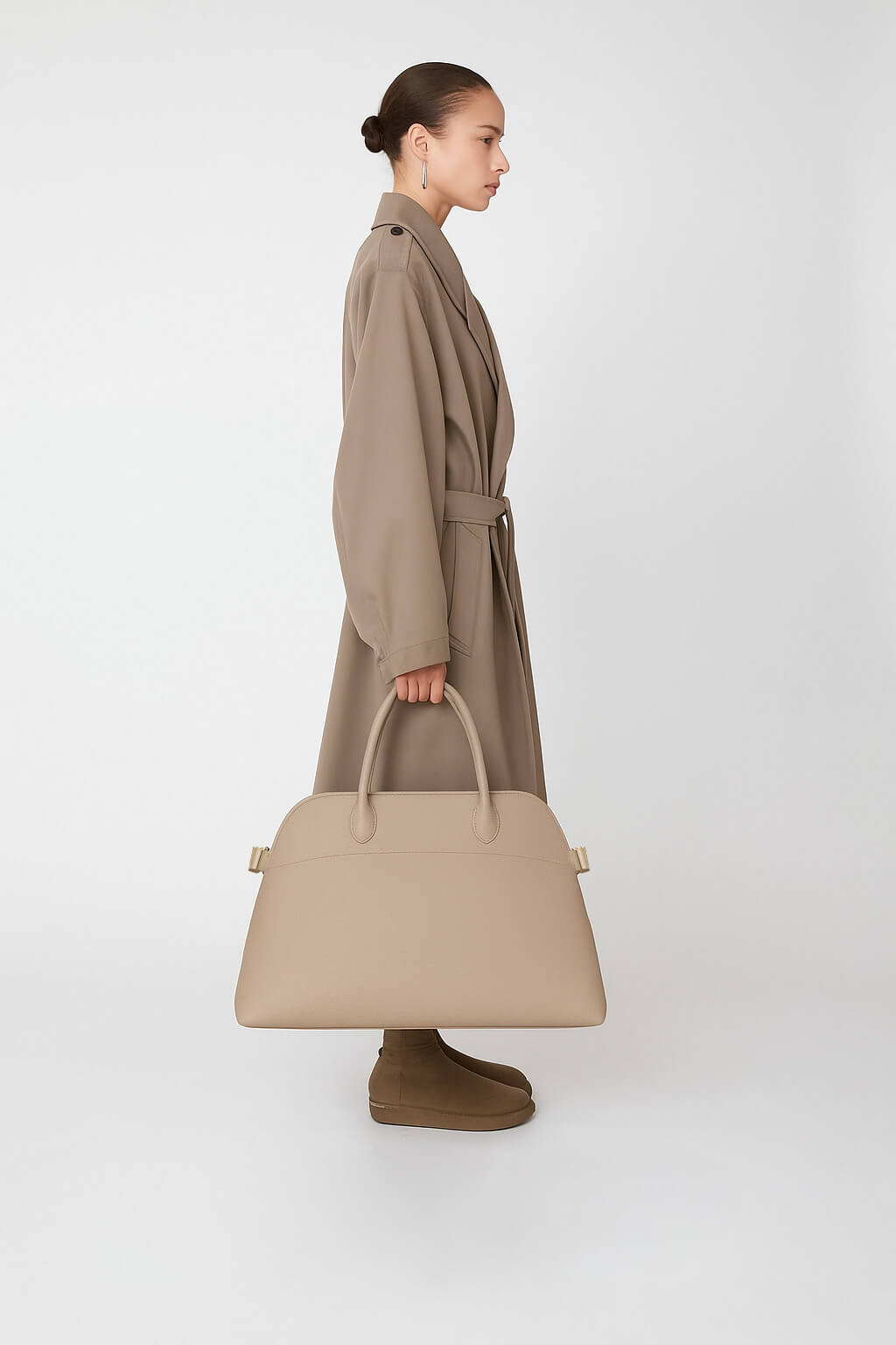 <tc>The Row</tc> Sac Margaux 17 souple en cuir