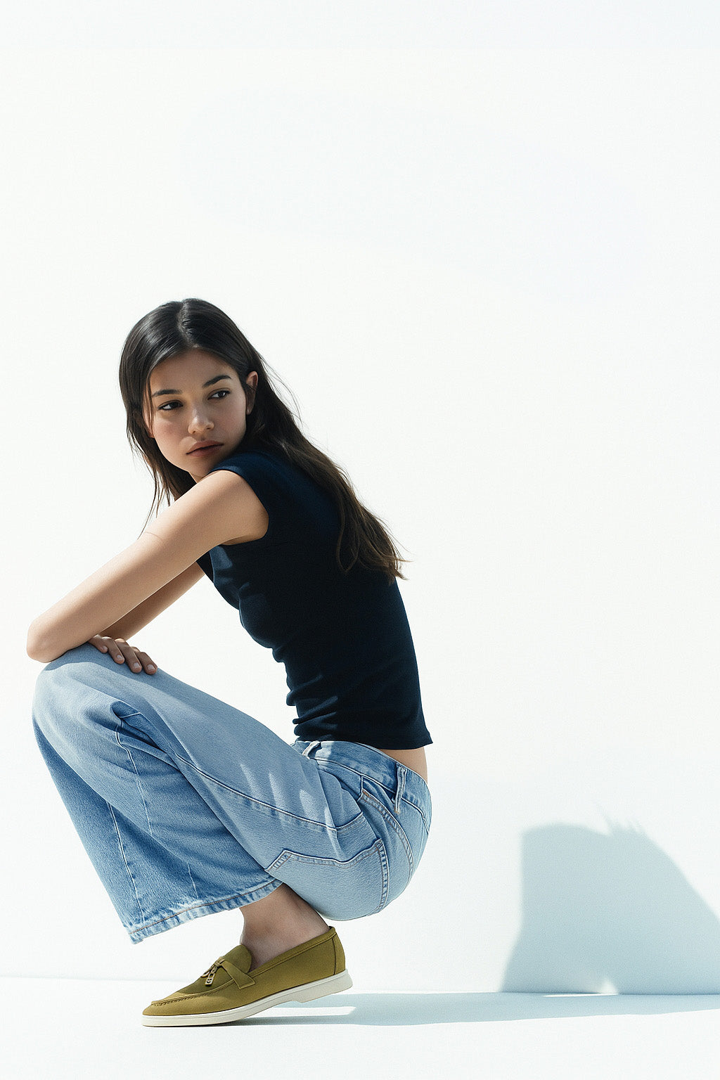 <tc>Loro Piana</tc> 女士夏季 Charms Walk 乐福鞋（绒面革）