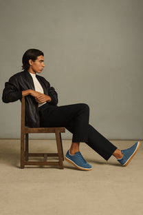 <tc>Loro Piana</tc> รองเท้าผ้าใบเทนนิสวอล์คสำหรับผู้ชาย (หนังกลับแบบผ่าหน้า)