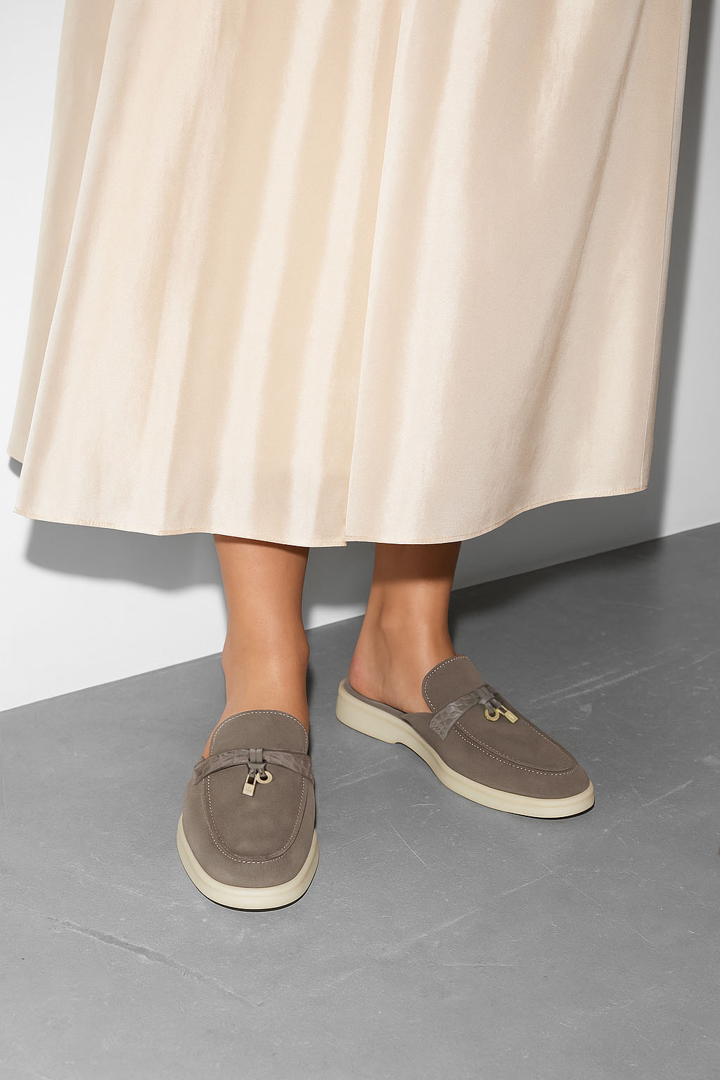 <tc>Loro Piana</tc> Charms Walk Babouche 女士乐福鞋