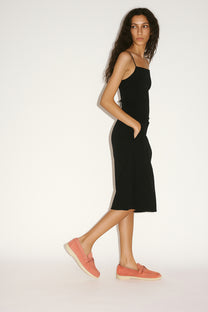 <tc>Loro Piana</tc> 女士夏季 Charms Walk 乐福鞋（绒面革）