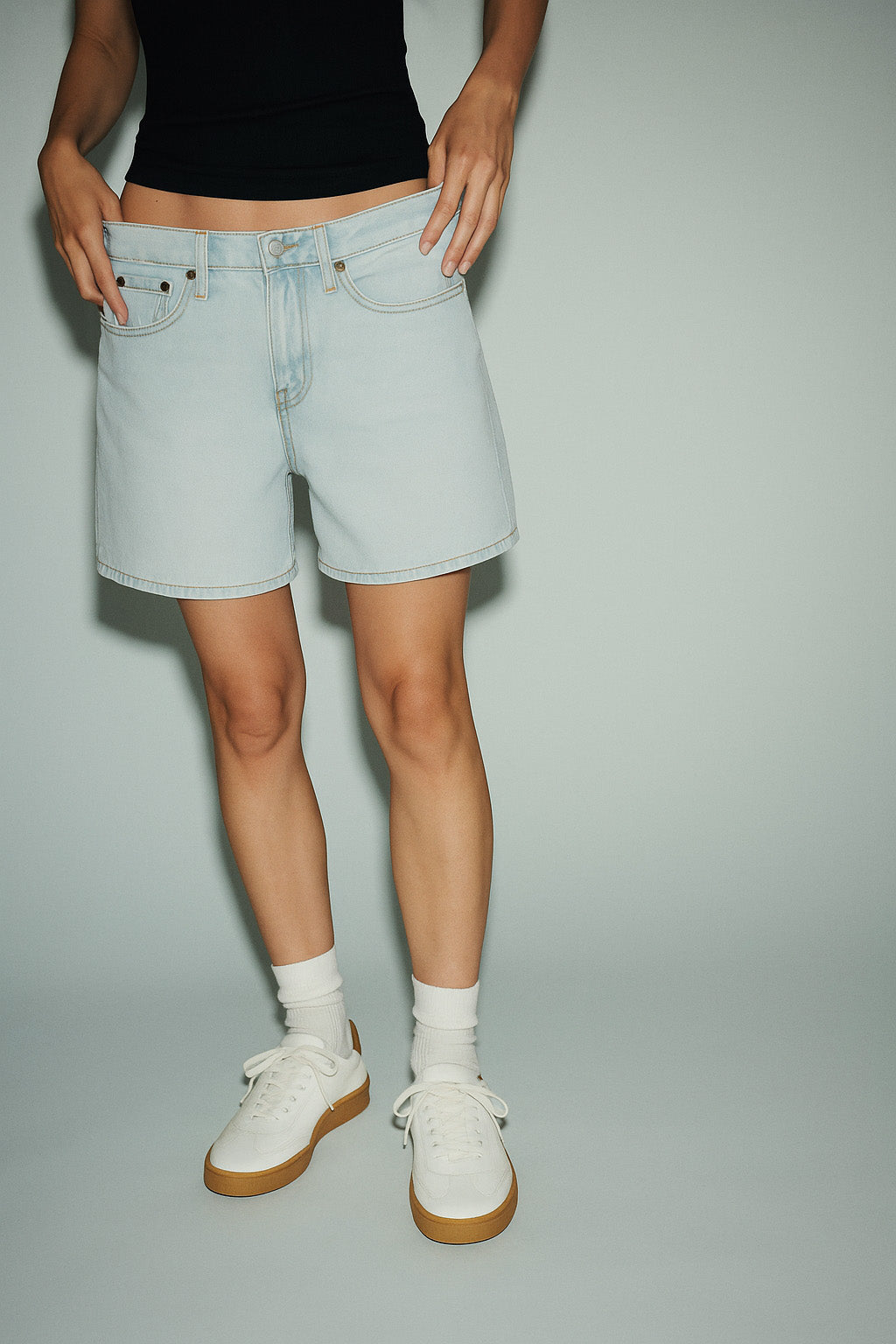 <tc>Loro Piana</tc> 女款网球运动鞋（鹿皮）