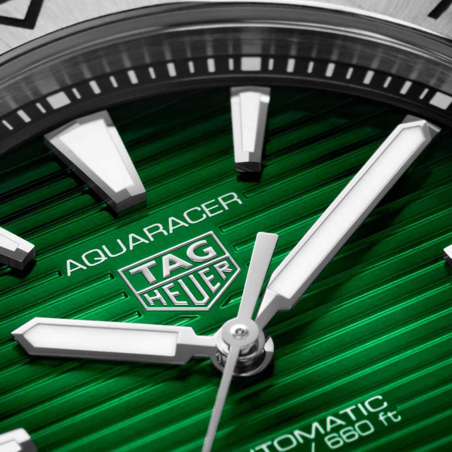 TAG Heuer Aquaracer Professional 200 Date 40mm Green Dial Men's Watch