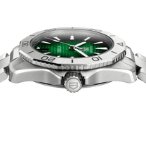 TAG Heuer Aquaracer Professional 200 Date 40mm Green Dial Men's Watch