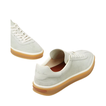 <tc>Loro Piana</tc> รองเท้าผ้าใบเทนนิสวอล์คสำหรับผู้ชาย (หนังกลับแบบผ่าหน้า)