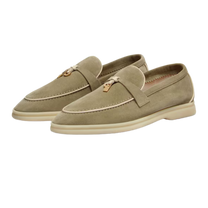 <tc>Loro Piana</tc> 女士夏季 Charms Walk 乐福鞋（绒面革）