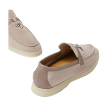 <tc>Loro Piana</tc> Mocassins d'été Charms Walk pour femmes (daim)
