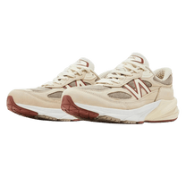<tc>Loro Piana</tc> x New Balance 990v6 para hombre
