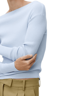 <tc>Arket</tc> Top de canalé con cuello barco para mujer