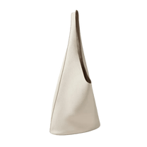 <tc>The Row</tc> Bolso de hombro de cuero Bindle Three