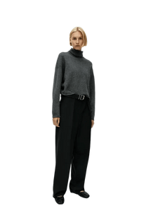 <tc>Arket</tc> سترة صوفية نسائية برقبة عالية