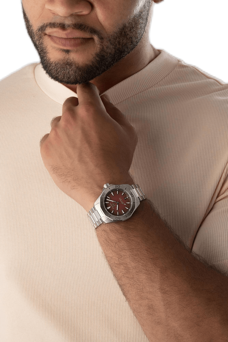 TAG Heuer Aquaracer Professional 200 Date 40mm Red Dial Men's Watch