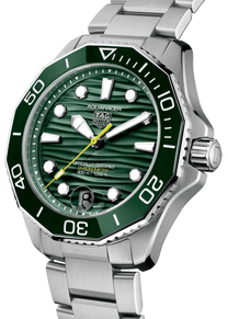TAG Heuer Aquaracer Professional 300 Date 42mm Green Dial Men's Watch