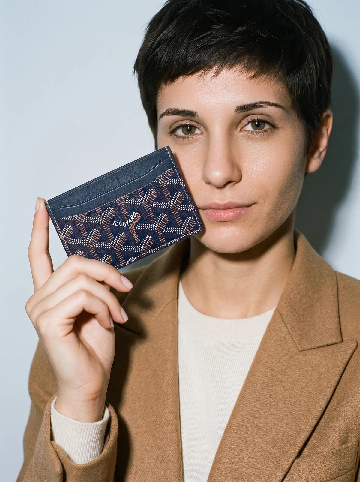 Goyard Saint-Sulpice Card Wallet - Navy Blue - Model photo
