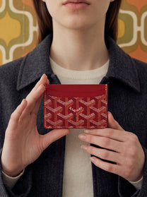 Goyard Saint-Sulpice Card Wallet - Red - Model photo